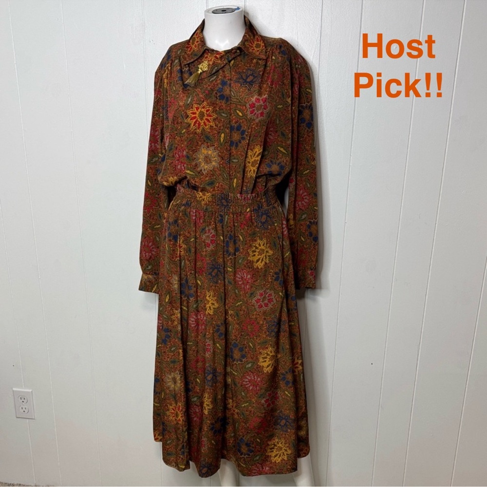 Liquid silk peters & Ashley button down shirt 10 and skirt M set